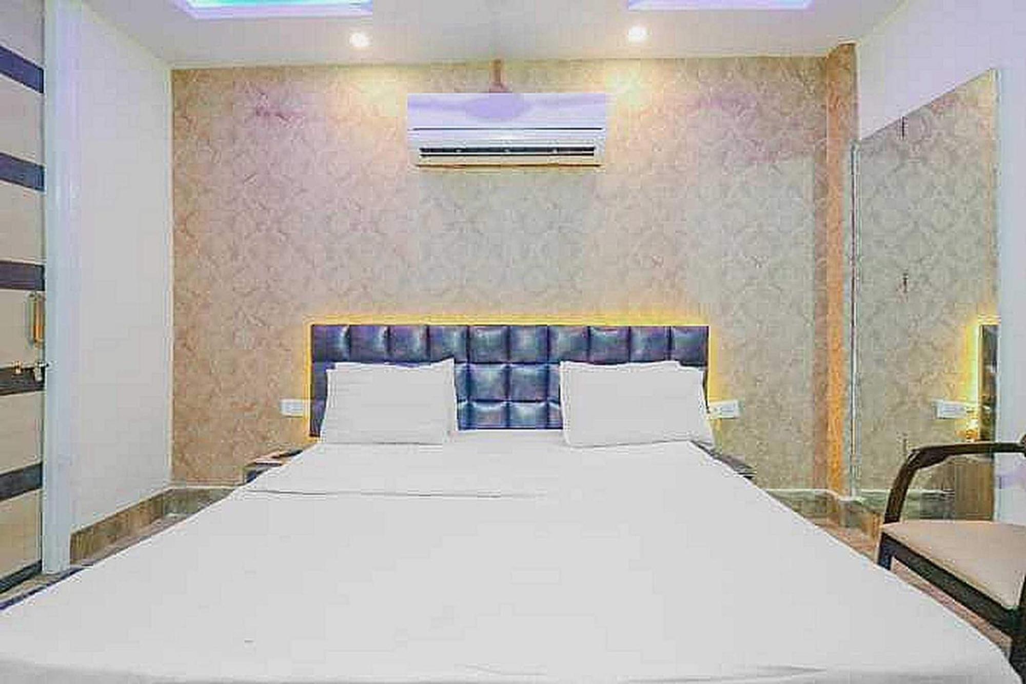 Super Hotel O Vivaan Residency Rohtak Exterior photo