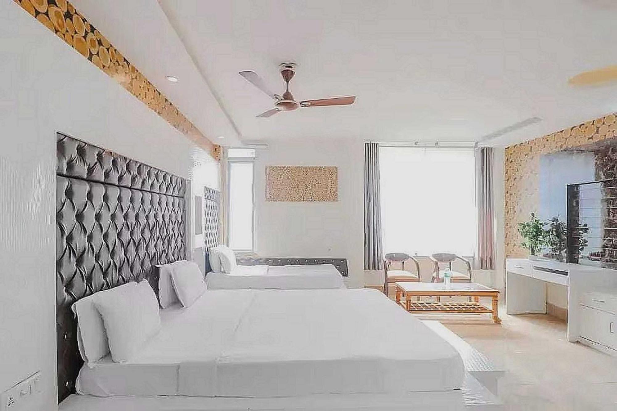 Super Hotel O Vivaan Residency Rohtak Exterior photo